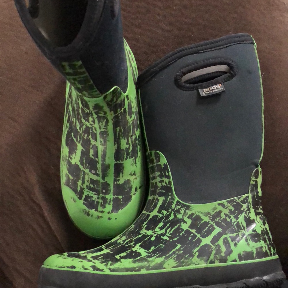Bogs Rain / Snow boots Youth size 5